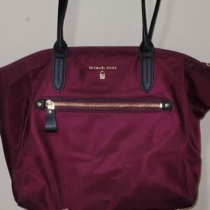 Michael kors tote